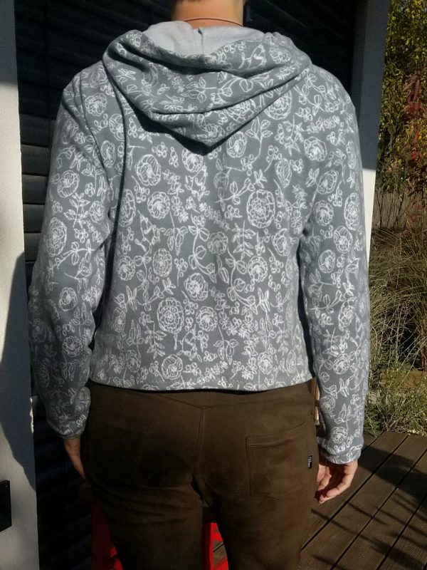Bílé kvítky na modré - Image 7