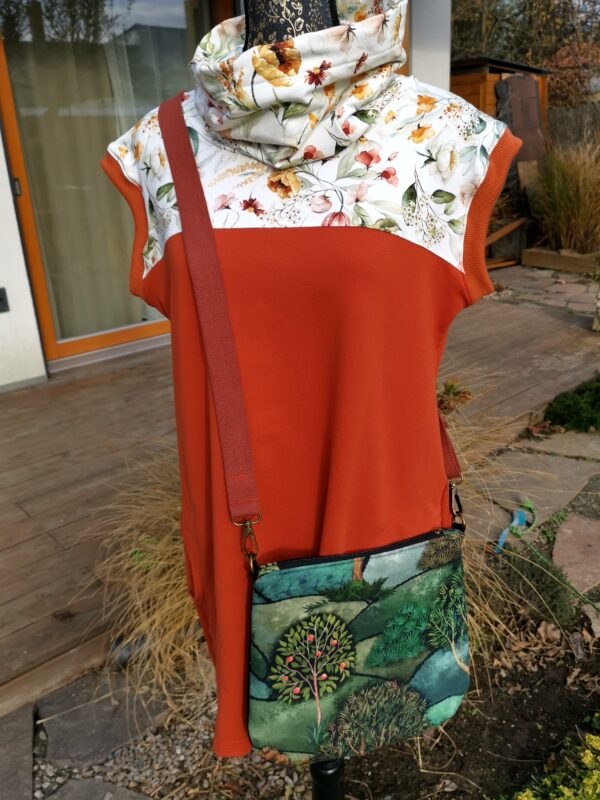 Crossbody se stromem - Image 5